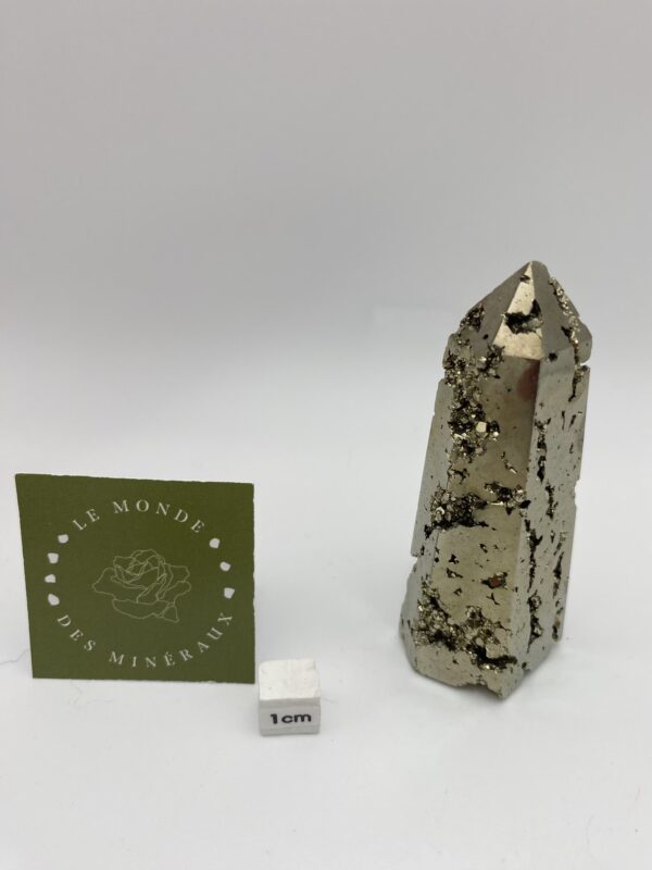 PYRITE OBELISQUE 173