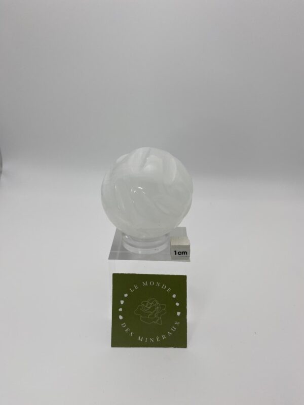 SELENITE SPHERE GAUFREE 5