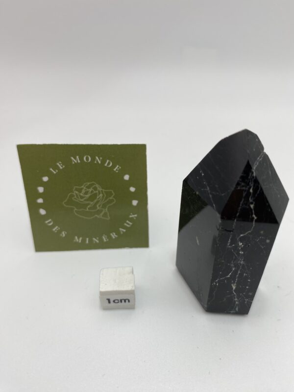 TOURMALINE OBELISQUE 67