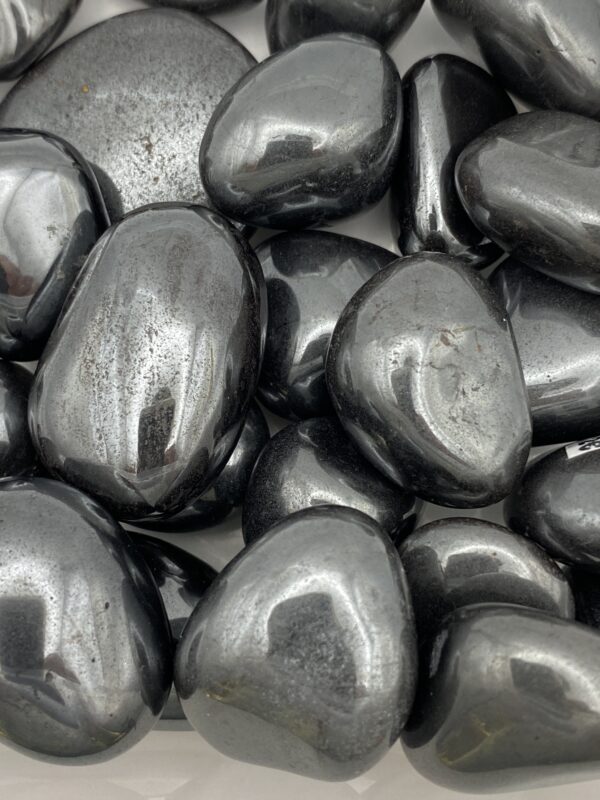 HEMATITE PIERRE ROULEE