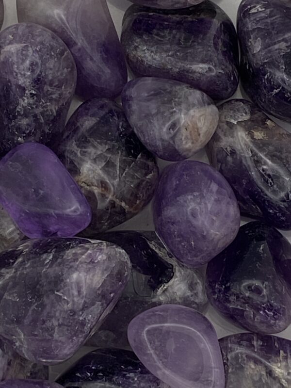 AMETHYSTE PIERRE ROULEE